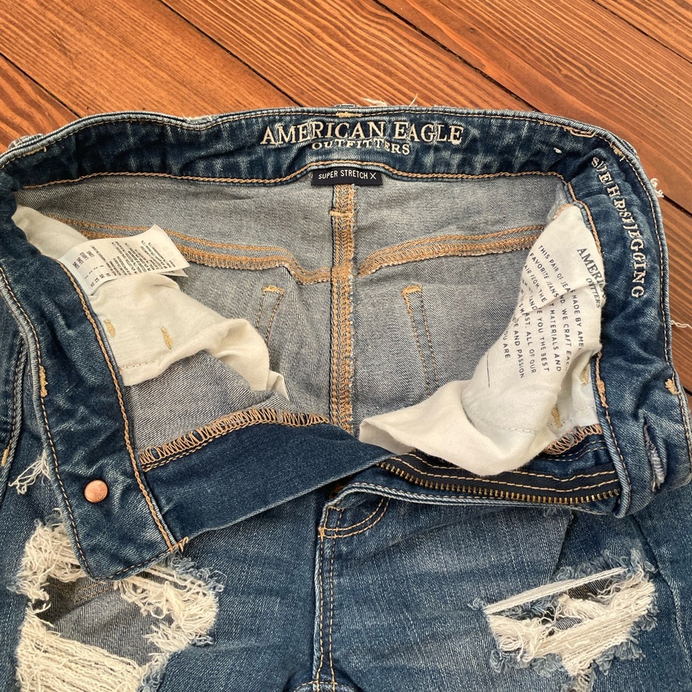 American Eagle Outfitters Ripped Denim Jeans